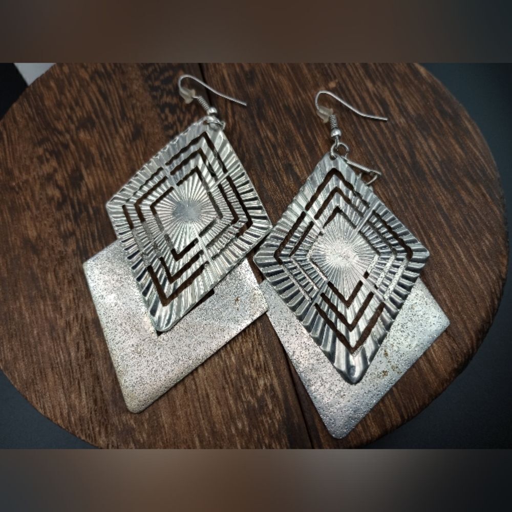 Elegant essence Cleopatra earrings E227